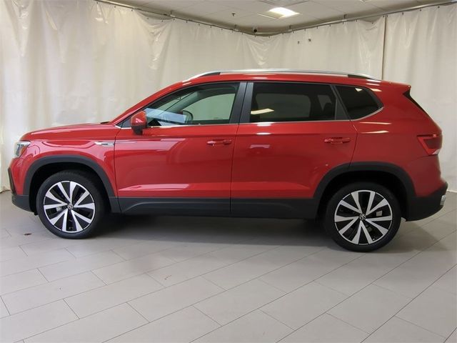 2022 Volkswagen Taos SE