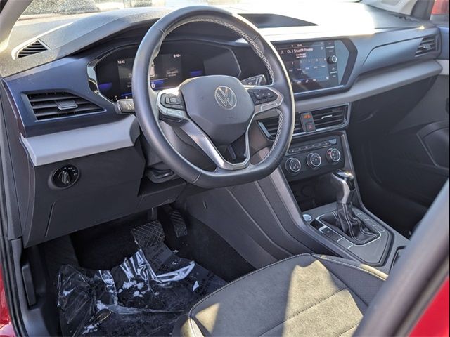 2022 Volkswagen Taos SE