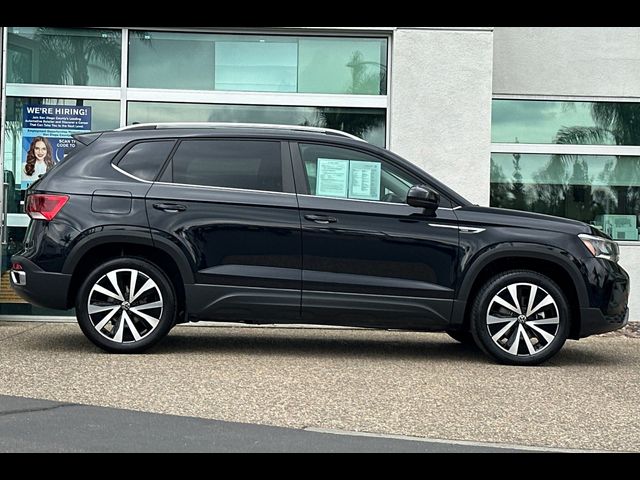 2022 Volkswagen Taos SE