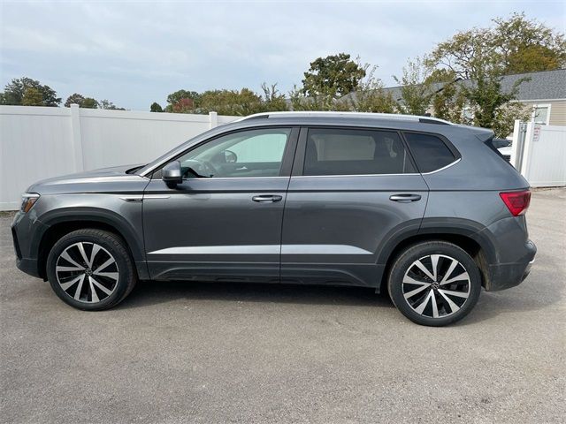 2022 Volkswagen Taos SE