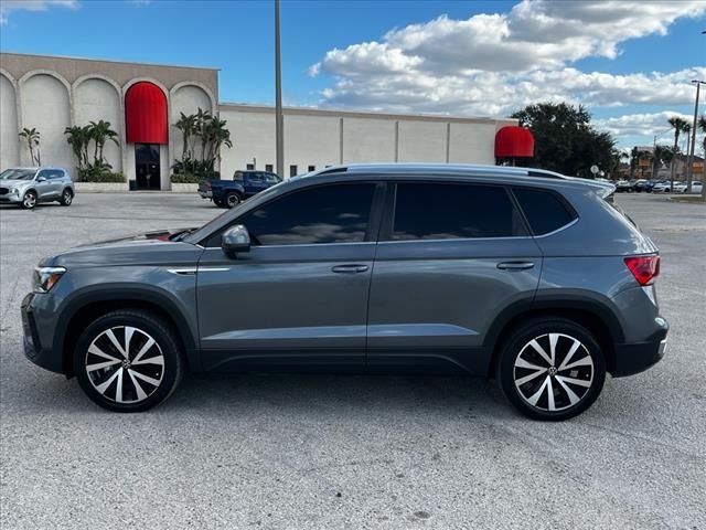 2022 Volkswagen Taos SE