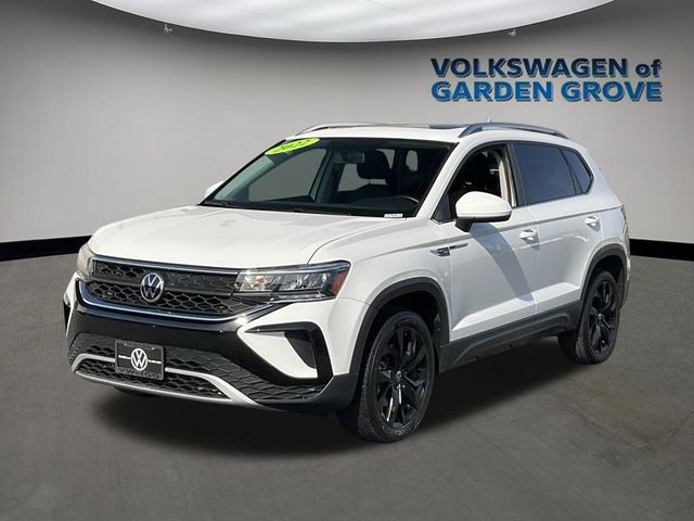 2022 Volkswagen Taos SE