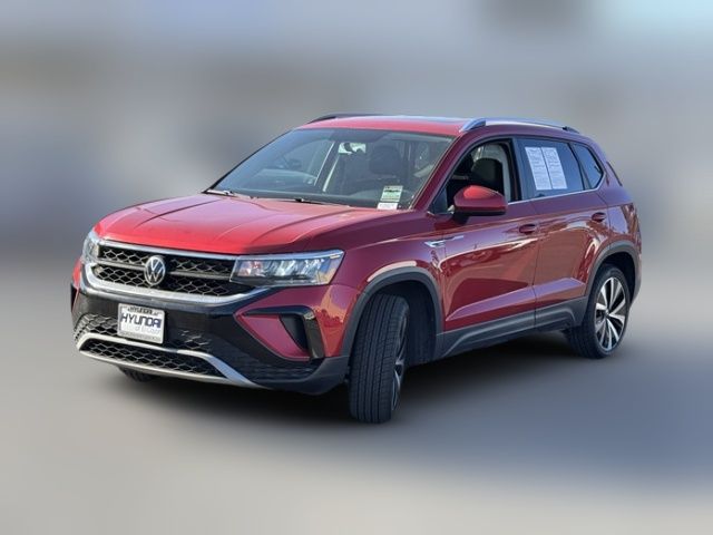 2022 Volkswagen Taos SE