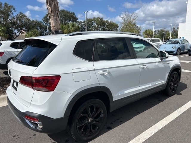 2022 Volkswagen Taos SE