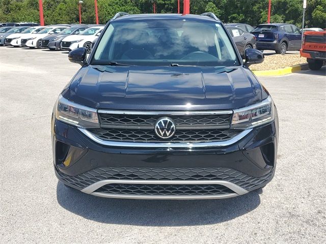 2022 Volkswagen Taos SE