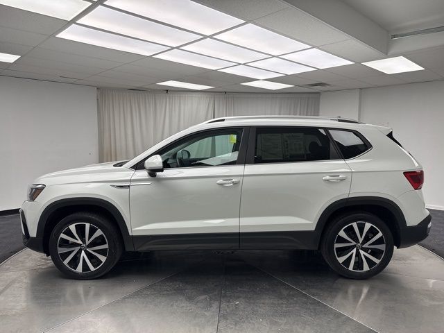 2022 Volkswagen Taos SE