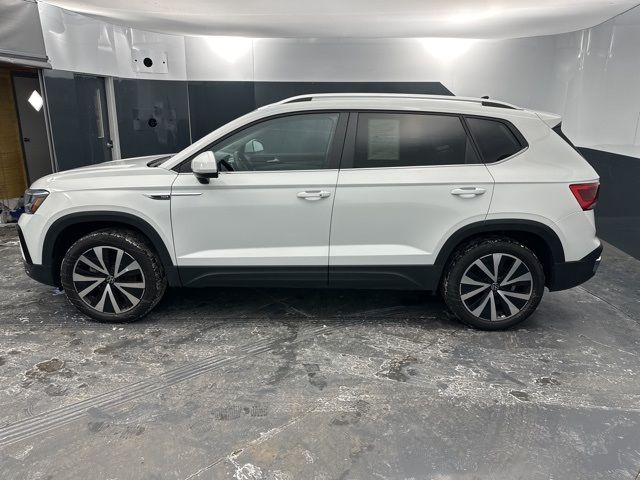 2022 Volkswagen Taos SE