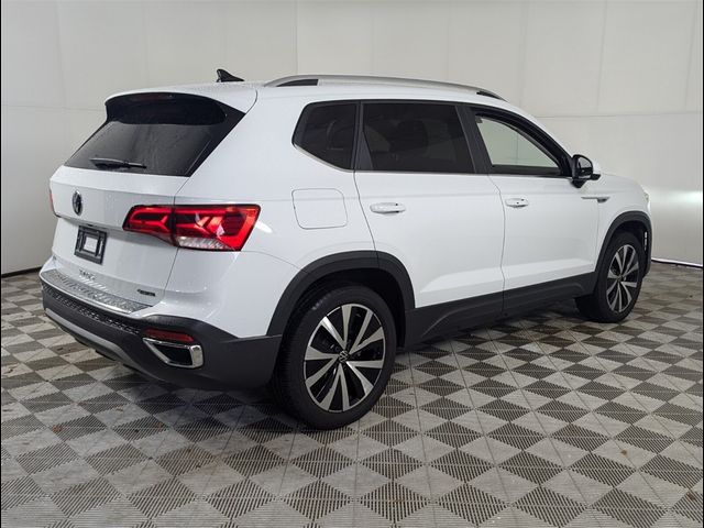 2022 Volkswagen Taos SE