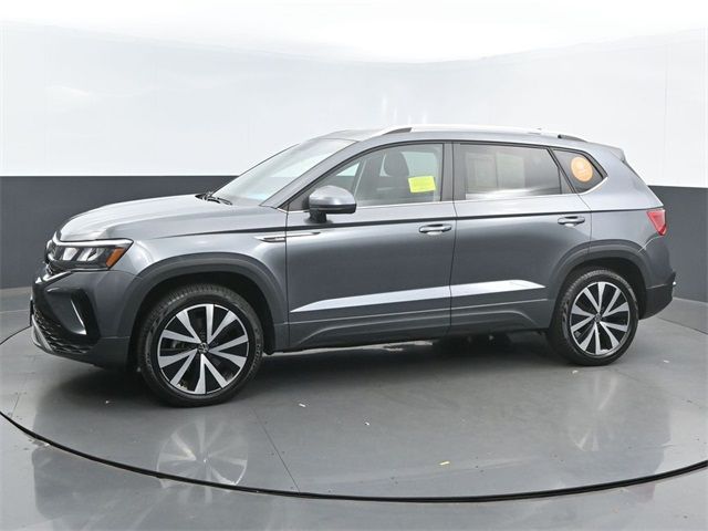 2022 Volkswagen Taos SE