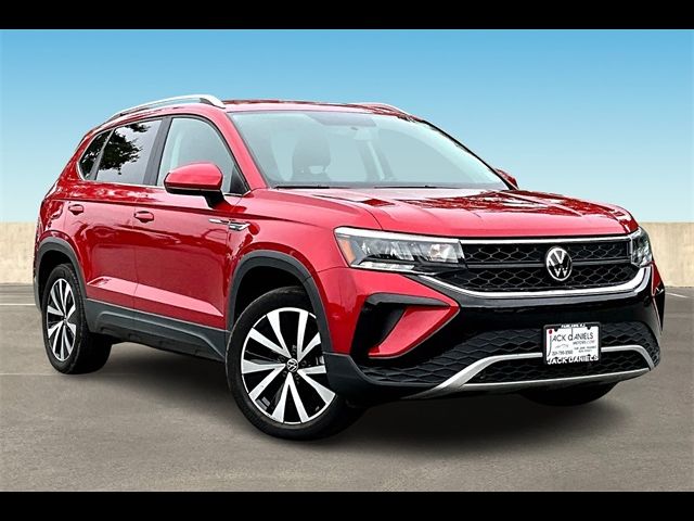 2022 Volkswagen Taos SE