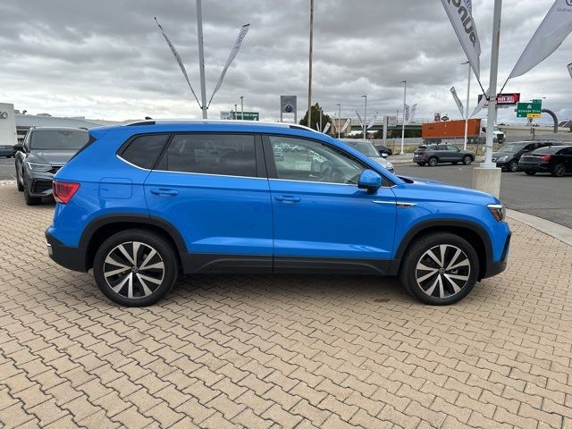 2022 Volkswagen Taos SE