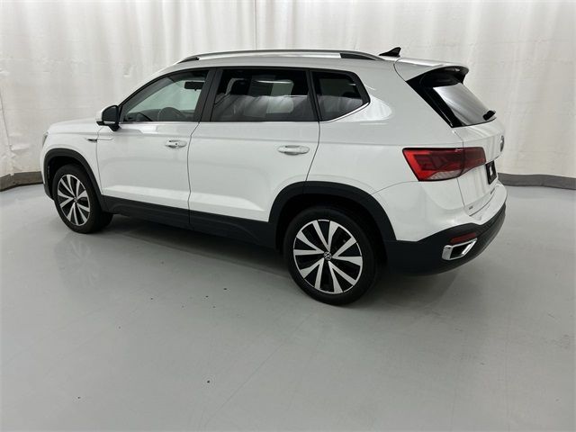 2022 Volkswagen Taos SE