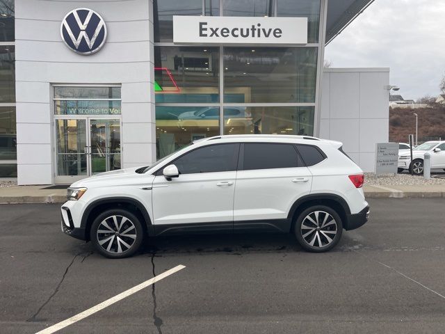 2022 Volkswagen Taos SE