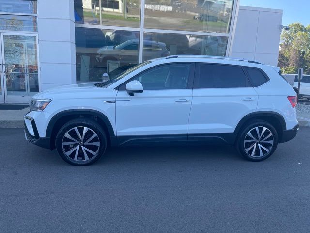 2022 Volkswagen Taos SE