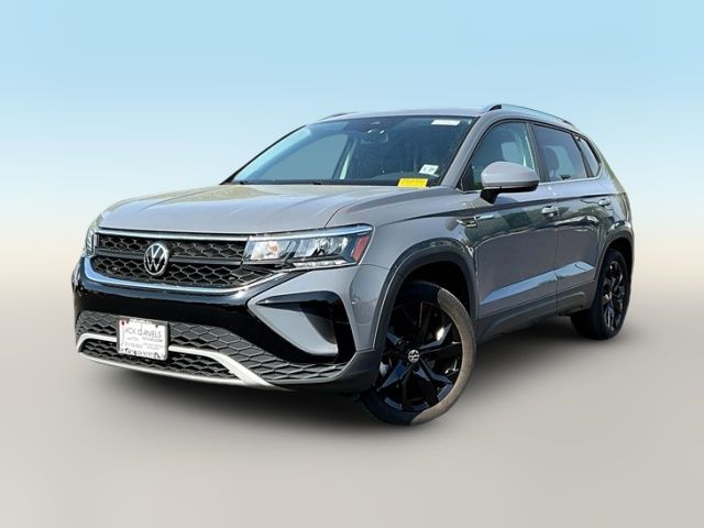 2022 Volkswagen Taos SE