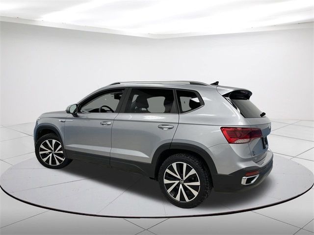 2022 Volkswagen Taos SE