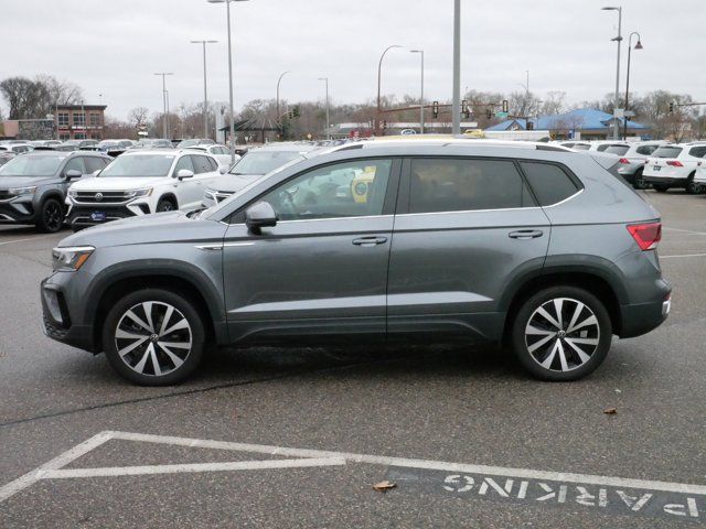 2022 Volkswagen Taos SE