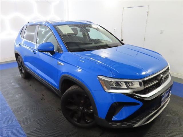 2022 Volkswagen Taos SE