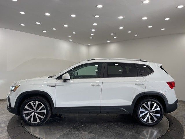 2022 Volkswagen Taos SE