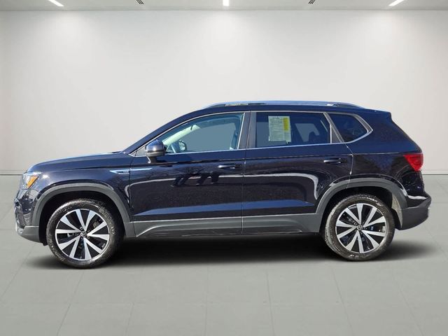 2022 Volkswagen Taos SE