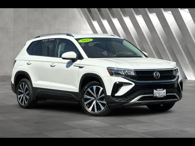 2022 Volkswagen Taos SE