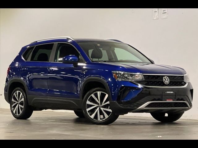 2022 Volkswagen Taos SE