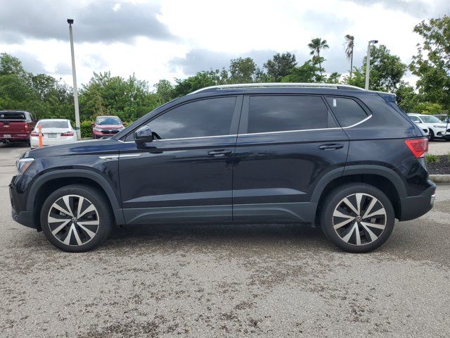 2022 Volkswagen Taos SE