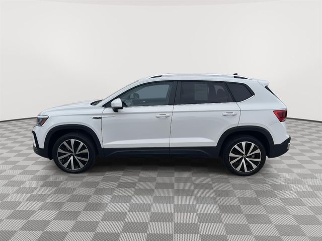 2022 Volkswagen Taos SE