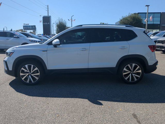 2022 Volkswagen Taos SE