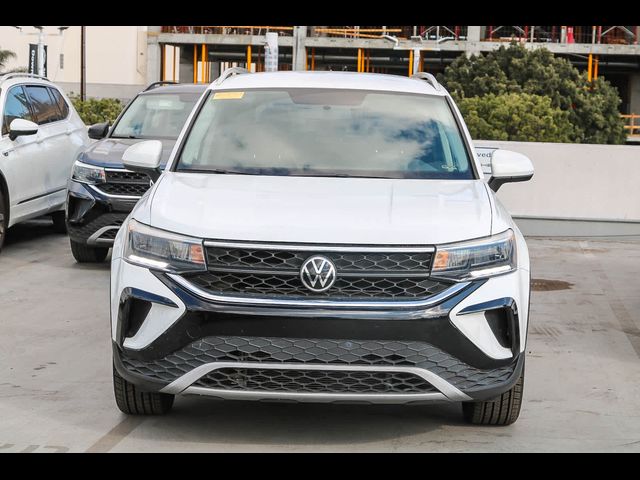 2022 Volkswagen Taos SE