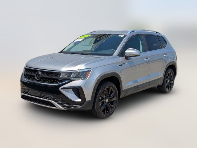 2022 Volkswagen Taos SE