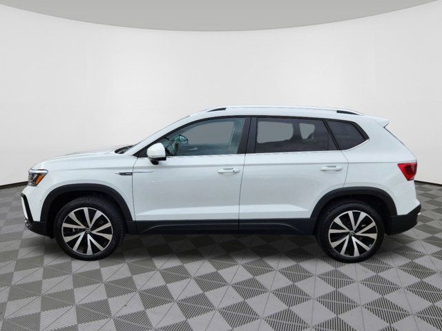 2022 Volkswagen Taos SE