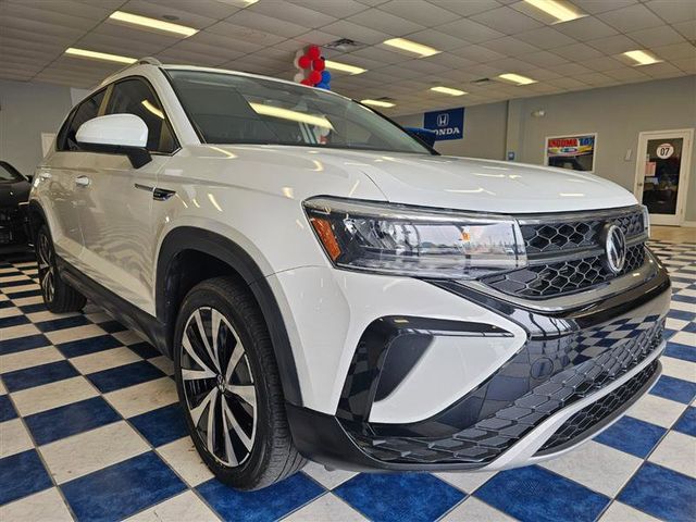2022 Volkswagen Taos SE
