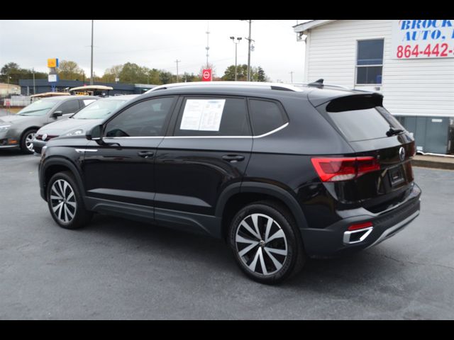 2022 Volkswagen Taos SE