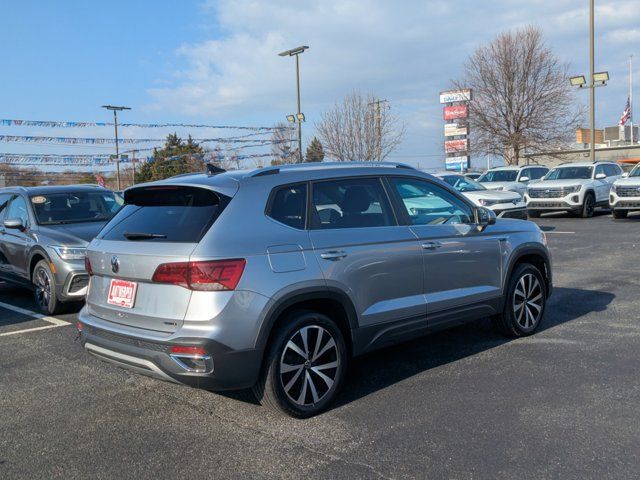 2022 Volkswagen Taos SE