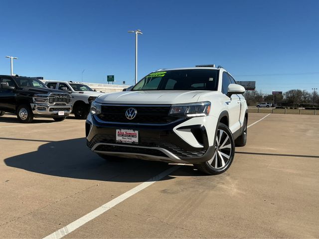 2022 Volkswagen Taos SE