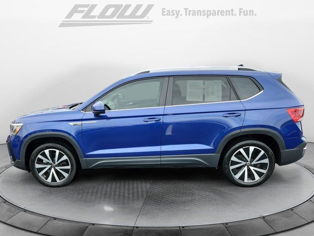 2022 Volkswagen Taos SE