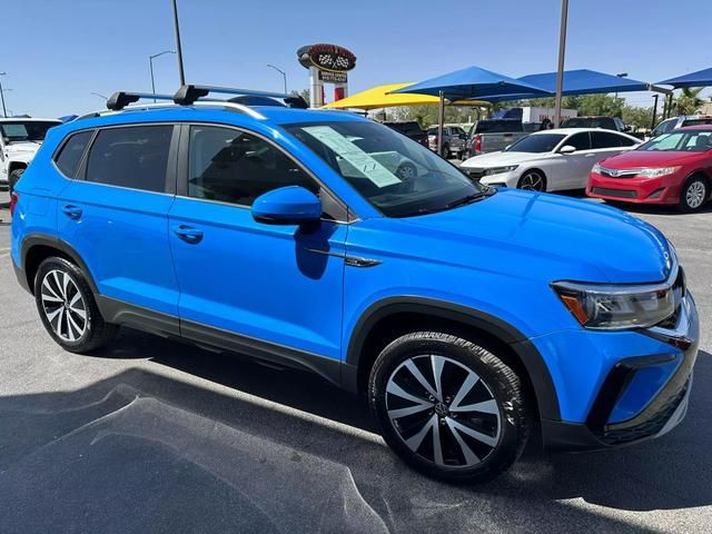 2022 Volkswagen Taos SE