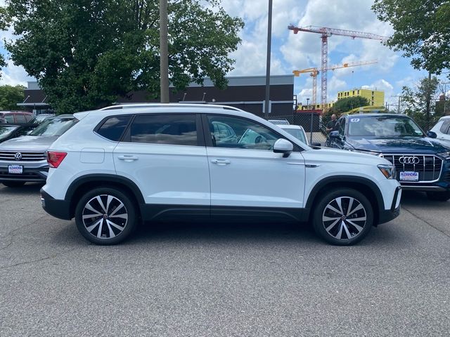 2022 Volkswagen Taos SE