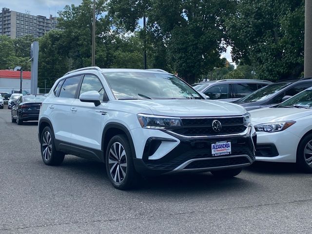 2022 Volkswagen Taos SE