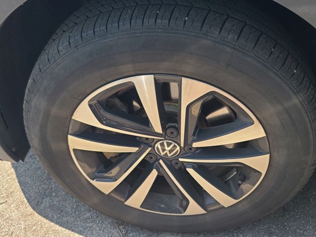 2022 Volkswagen Tiguan S