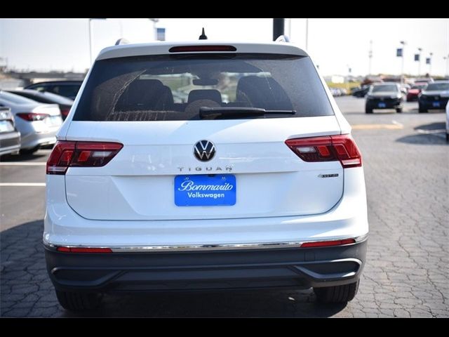 2022 Volkswagen Tiguan S