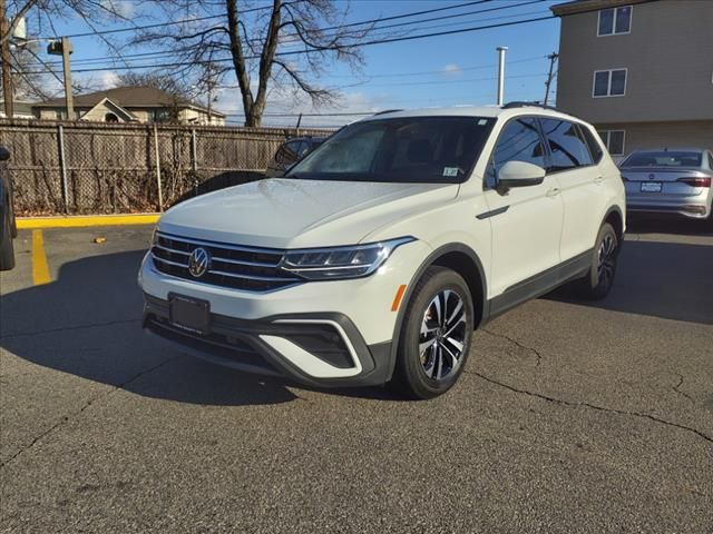 2022 Volkswagen Tiguan S