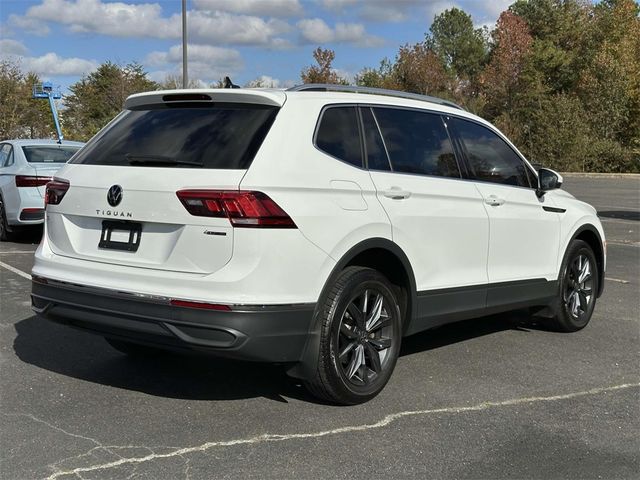 2022 Volkswagen Tiguan SE