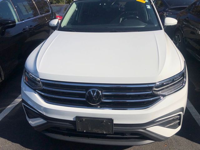 2022 Volkswagen Tiguan SE