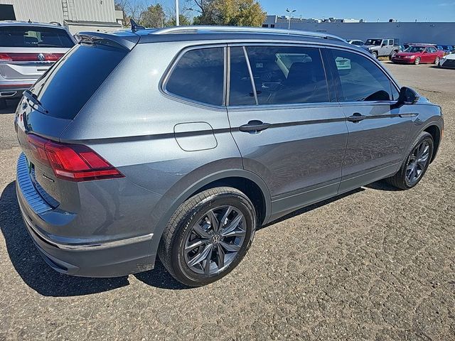 2022 Volkswagen Tiguan SE