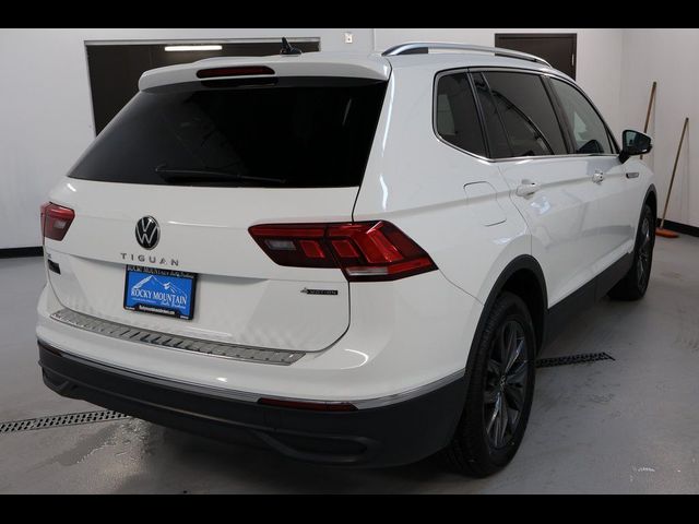 2022 Volkswagen Tiguan SE