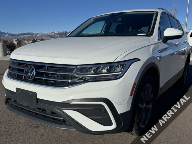 2022 Volkswagen Tiguan SE