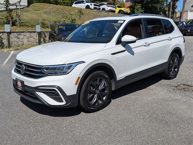 2022 Volkswagen Tiguan SE