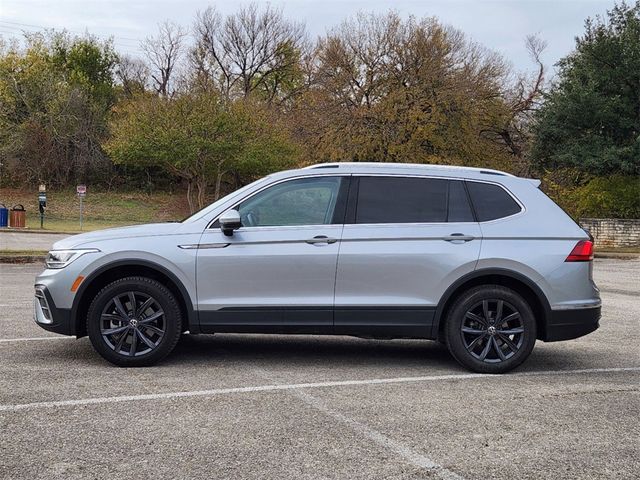 2022 Volkswagen Tiguan SE